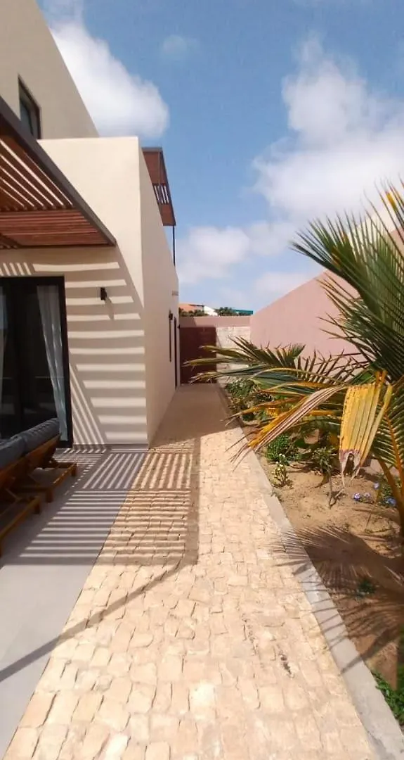 Vila Cristina Alojamento, Praia Estoril, Boa Vista Sal Rei Vakantiehuis